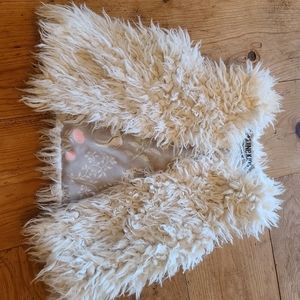Genuine Kids from Oshkosh faux fur vest